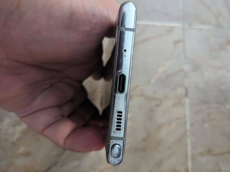 Samsung Note 10 plus 12/512 import from UK 3 years ago condition 10/10 5