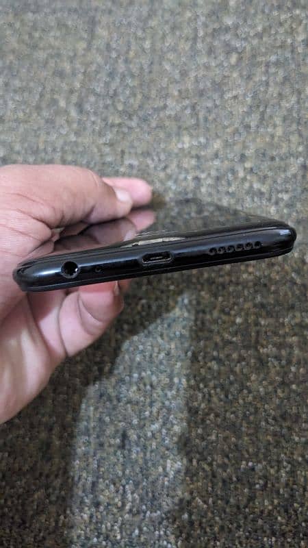 I am selling Infinix hot 8 10by10.03289203346 1