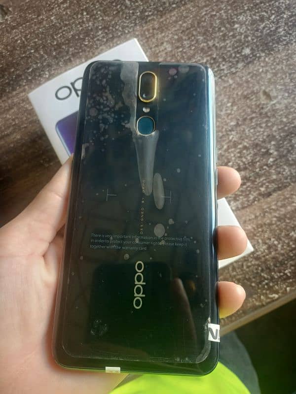 oppo f11 1