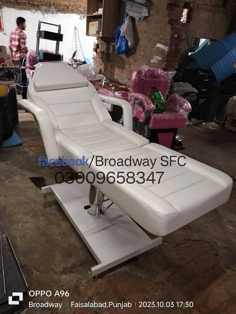 salon chair , saloon chair , hydraulic chair , facial bed ,nailstation 18