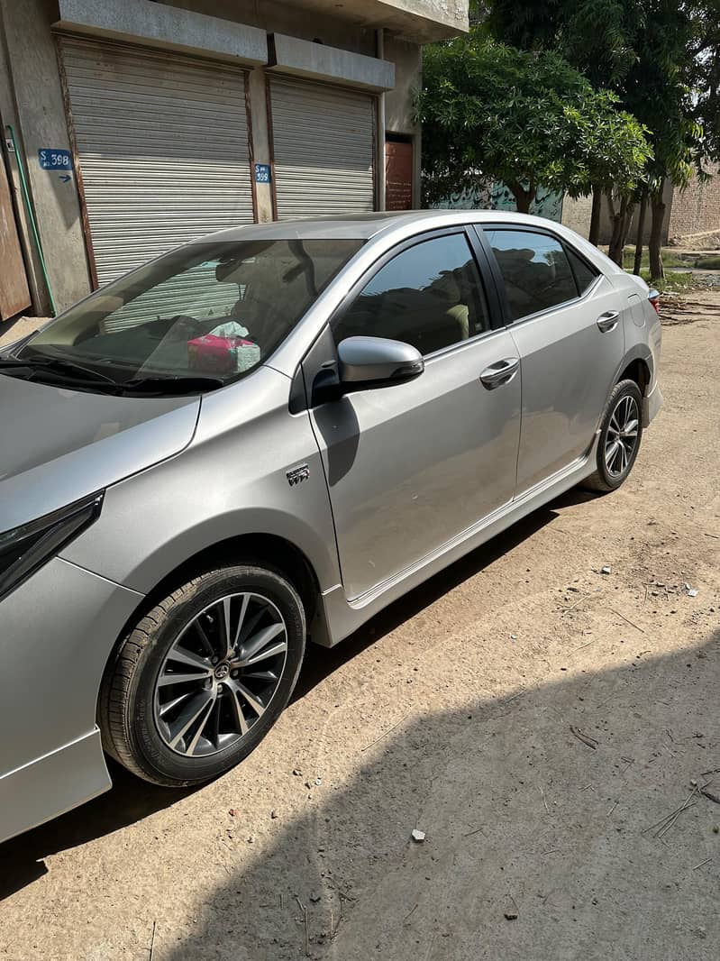 Toyota Altis Grande 2021 ( 1st onwer Home use car in good condition ) 4