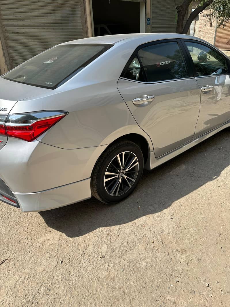 Toyota Altis Grande 2021 ( 1st onwer Home use car in good condition ) 6