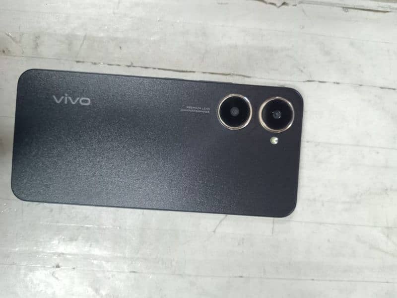 Vivo Y03 For Sale 3