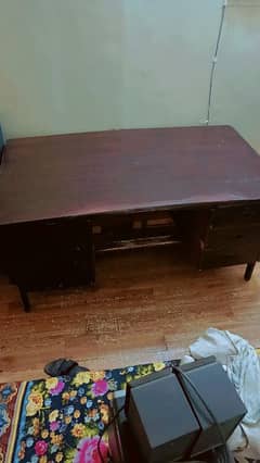 office work Table With 3 drawers and 1 cupboard