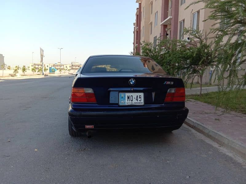 BMW E36 318i 5