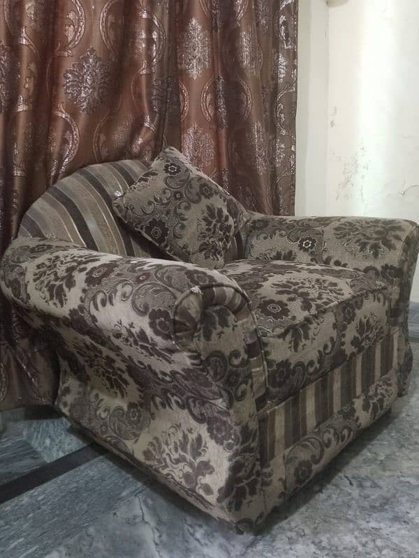 six seats sofa set (reasonable price)* 2