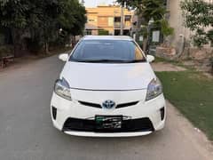 Toyota Prius 1.8 2013/16 Model