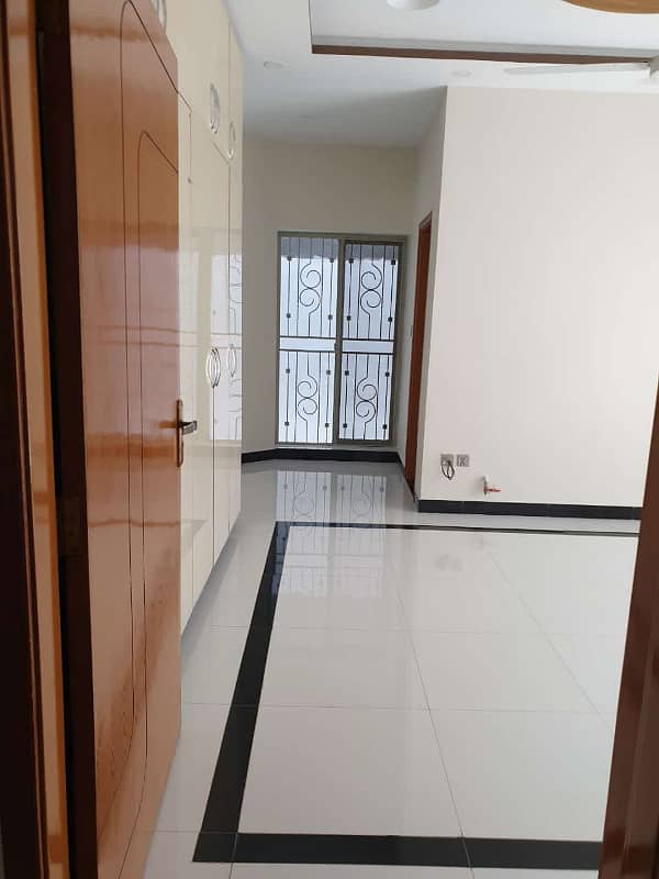 40*80 First floor for rent in G-13 3