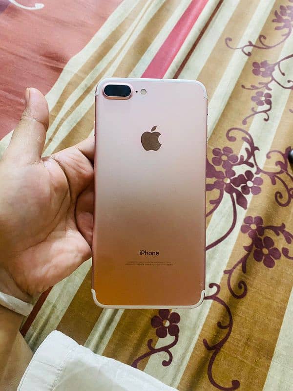 iphone 7plus 10/10 condition 2