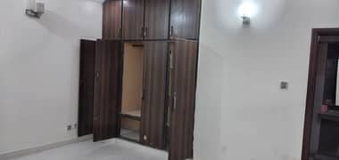 10 Marla Ground Floor Available For rent in Bahria Town Phase # 4 0