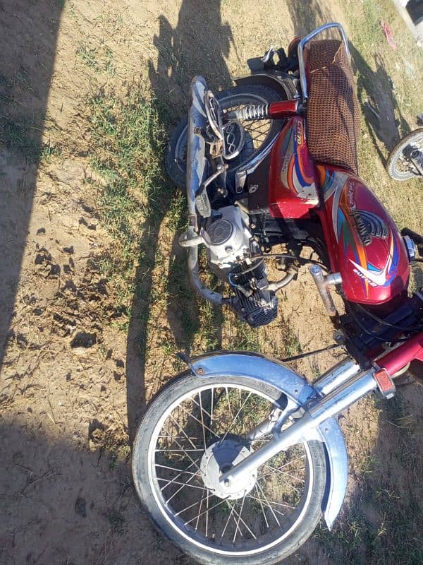 2019 modal crown total janion All ok bike just take and drive 9