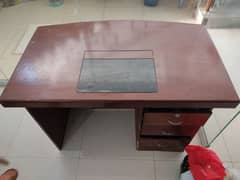 OFFICE TABLES URGENT FOR SALE