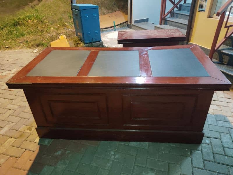 OFFICE TABLES URGENT FOR SALE 8