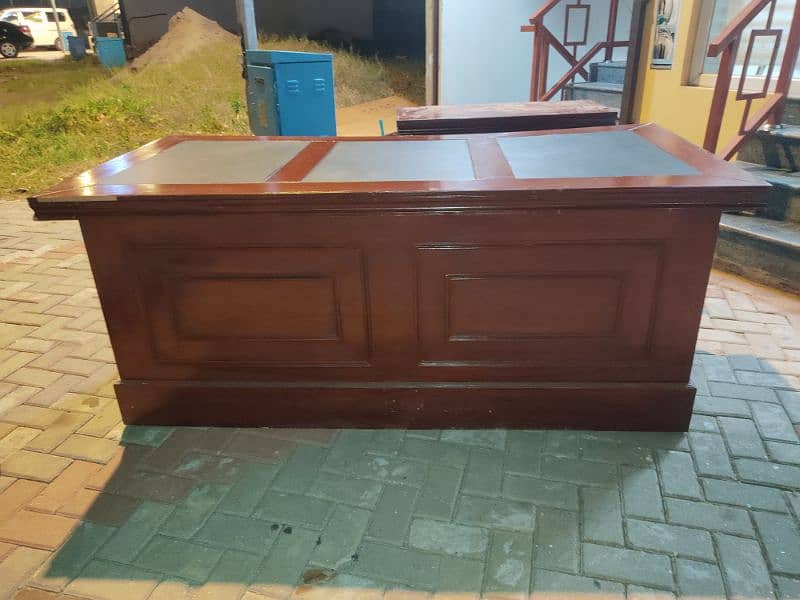 OFFICE TABLES URGENT FOR SALE 9