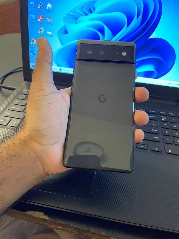 Google Pixel 6 4