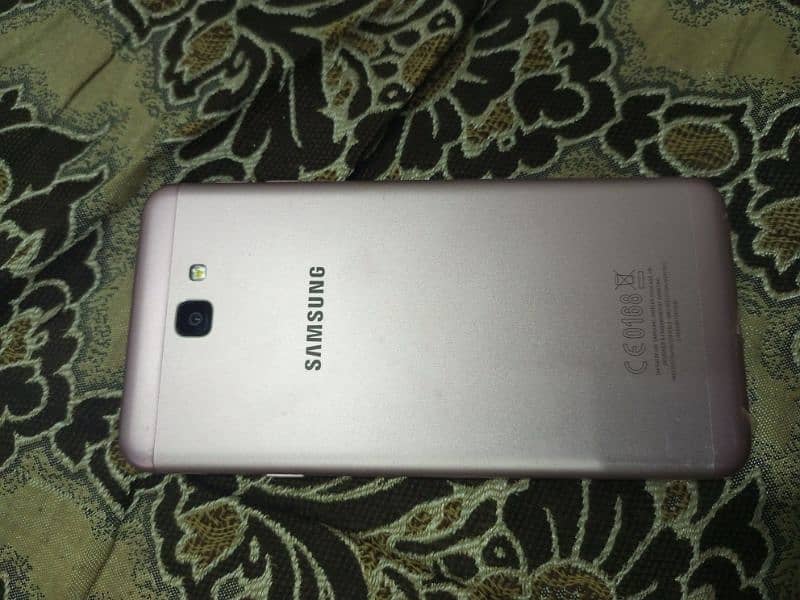 samsung j7 prime good condition 3