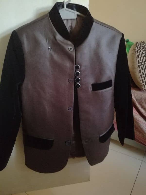 suit urgent need for sale 1