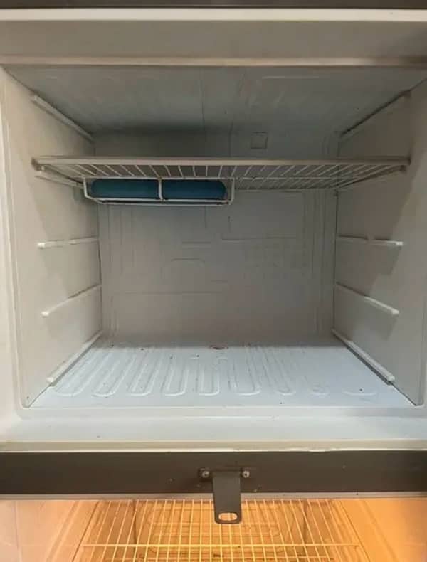 dawlance fridge for sale 4