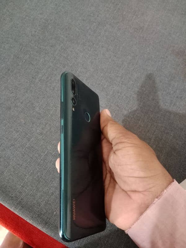 HUAWEI Y9 Prime 4/128 12