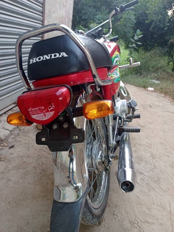 Honda CD 70 2023 11