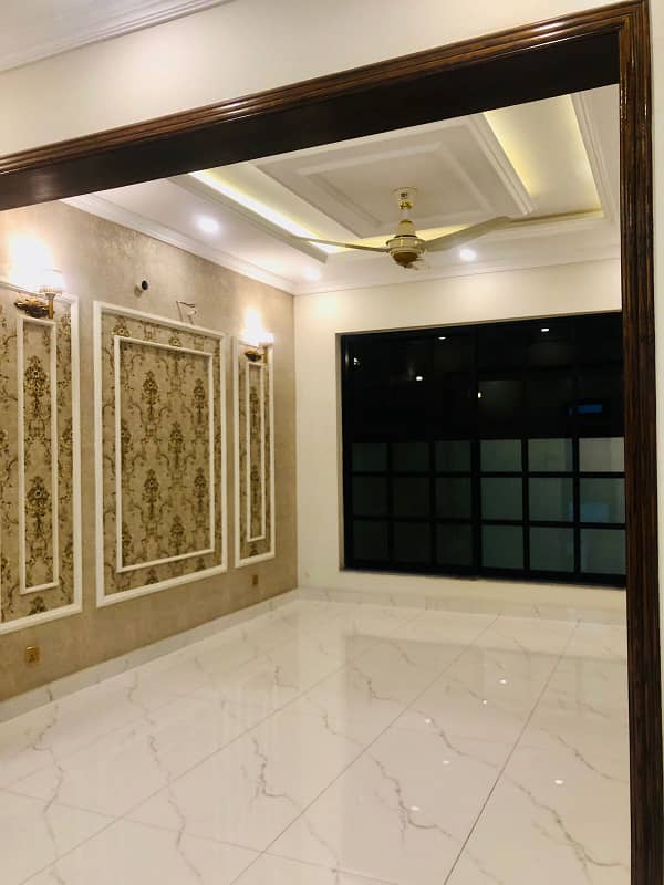 5 BEDS 20 MARLA HOUSE FOR RENT IN DHA PHASE 5 0