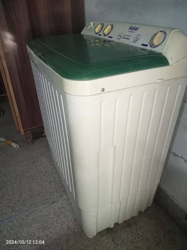 Haier Semi Automatic Washing Machine 8kg 6