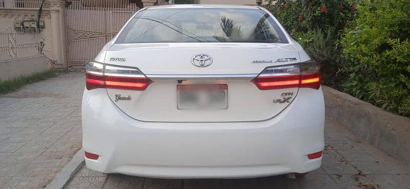 Toyota Altis Grande 2018 13