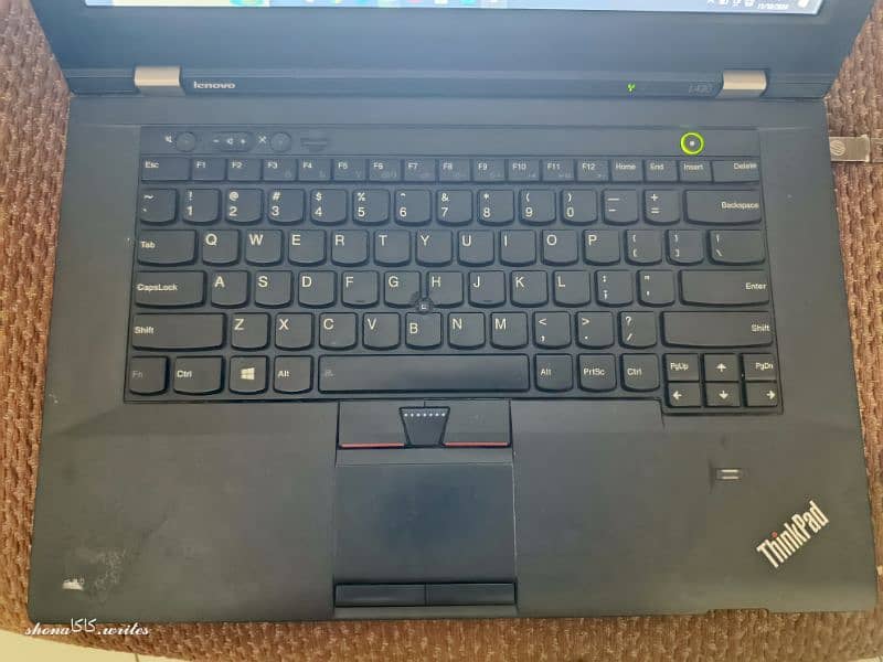 Want to sell lenovo Laptop with charger 1