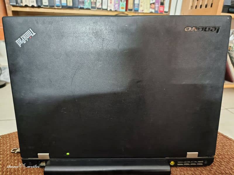 Want to sell lenovo Laptop with charger 2