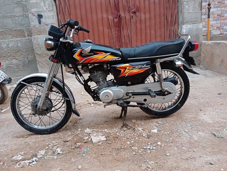 Honda 125 2021 karachu 3