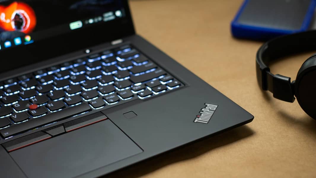 Lenovo Thinkpad 7th generation, 8GB Ram Laptop for Sale 2