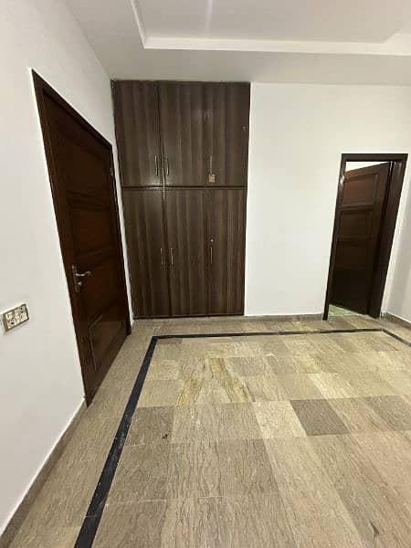 Apartment 2 Bedrooms with Attached Washrooms 6