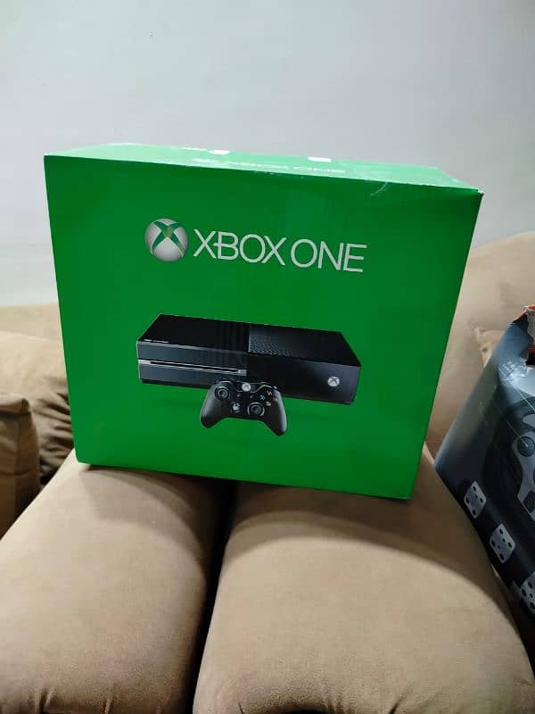 Xbox one with controller 6