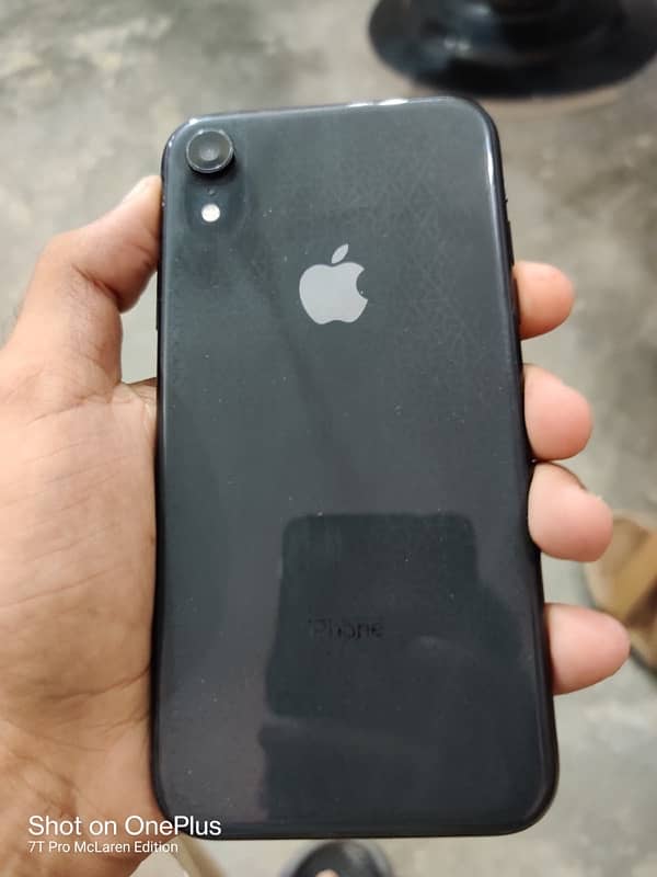 iphone xr 1