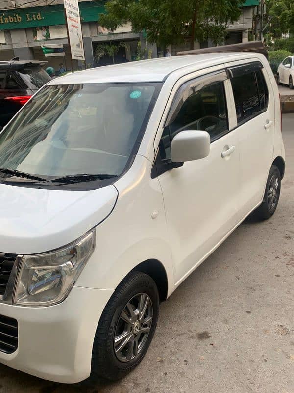 Suzuki Wagon R 2015 Ragisteration 2018 2 pice touch up 11