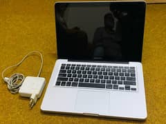 Macbook Pro 2012 with charger 0