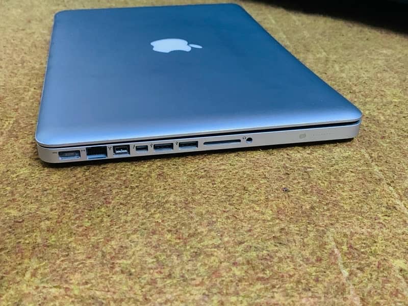 Macbook Pro 2012 with charger 7