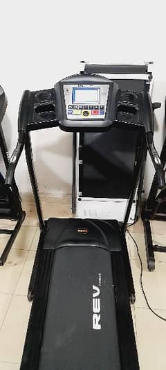 Revo Fitness Treadmill Gym Exercise Machine 03074776470