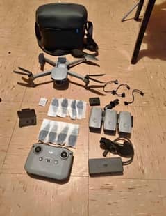 DJI Mavic Air 2 Combo 10/10 7-8 battery cycles