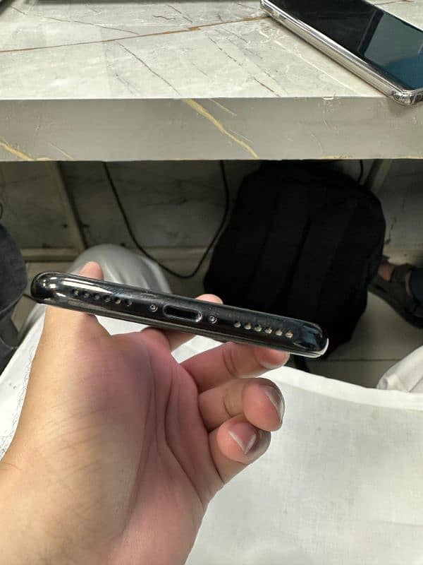 Iphone X 64 Gb PTA Approved 1