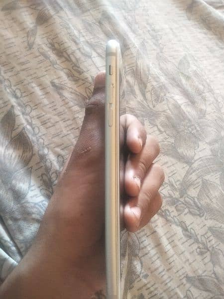 iphone 6puls 64gb  Pta approved all ok h 03257347106 6