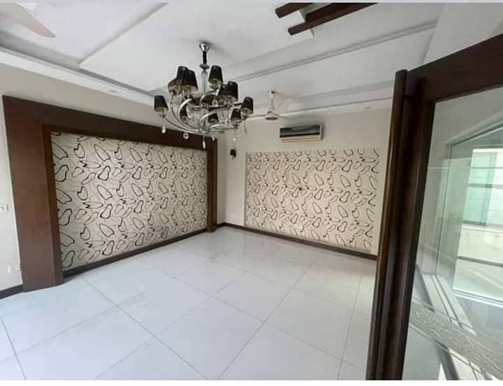 6 Beds 1 Kanal Beautiful Location House For Rent In DHA Phase 6 Lahore. 3