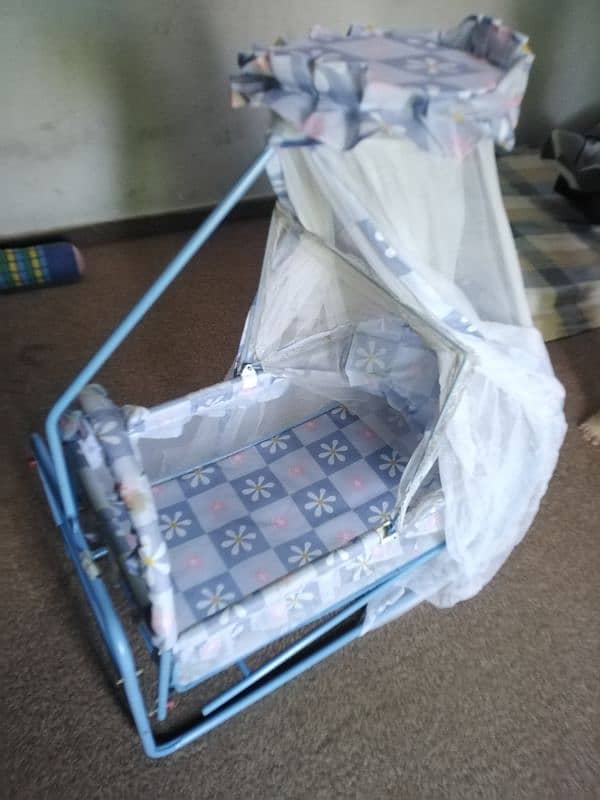 Baby Swing Cot 0