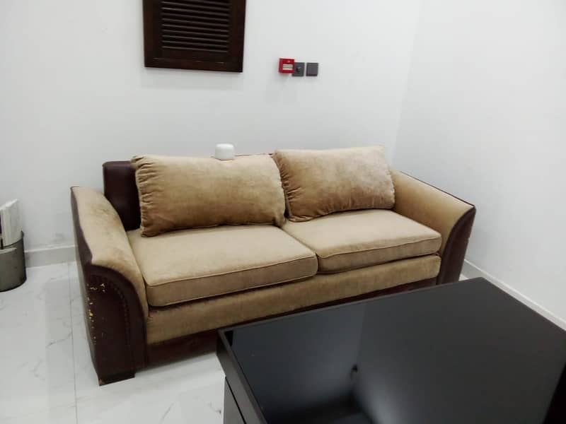 3 seater Sofa for sale 1