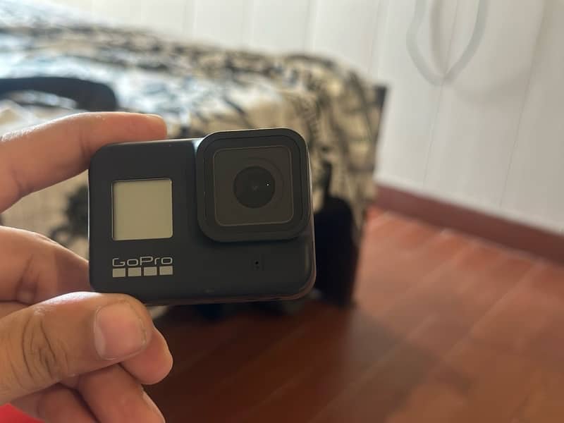 Go Pro Hero 8   All accessrories box 5