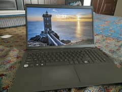 Dell latitude 3520 core i5 11 gen 16gb ram