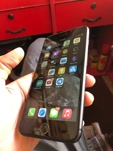 i phone 8 plus pta approved  64gb 11