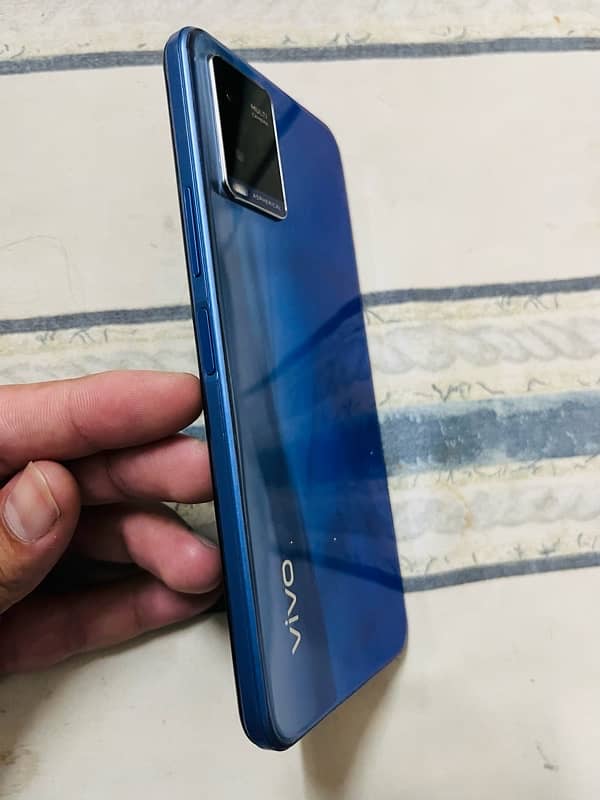 vivo y21s 4