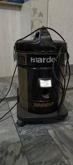 AARDE VACUUM CLEANER