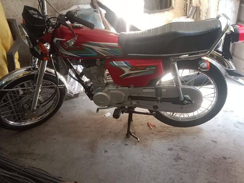 Honda 125 condition 10by 10 2